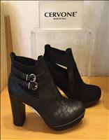 Stivaletto con fibia